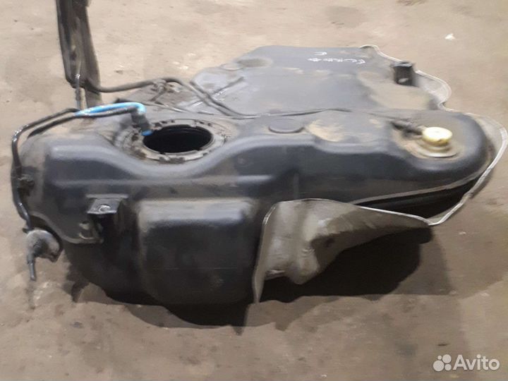 Бензобак фольксваген гольф 6