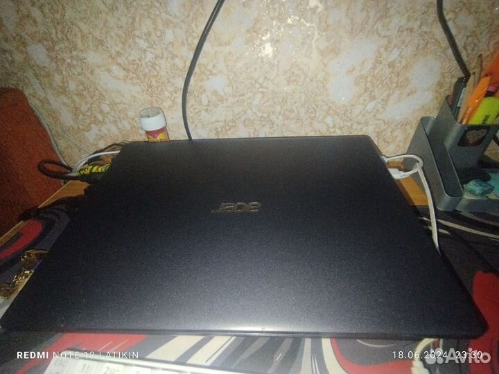 Ноутбук acer aspire 1