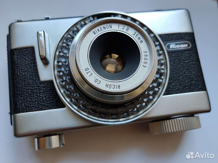 Плёночный фотоаппарат Ricoh