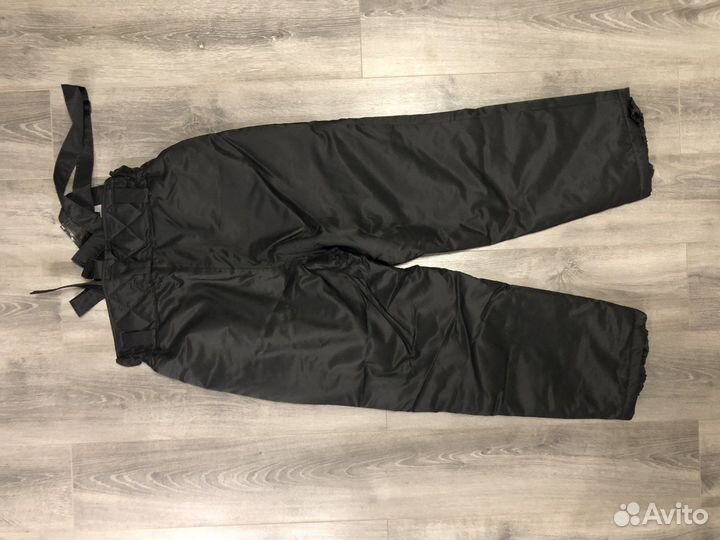 Черная форма охранника