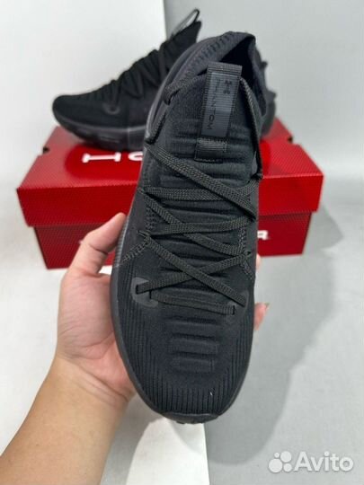 Кроссовки Under Armour