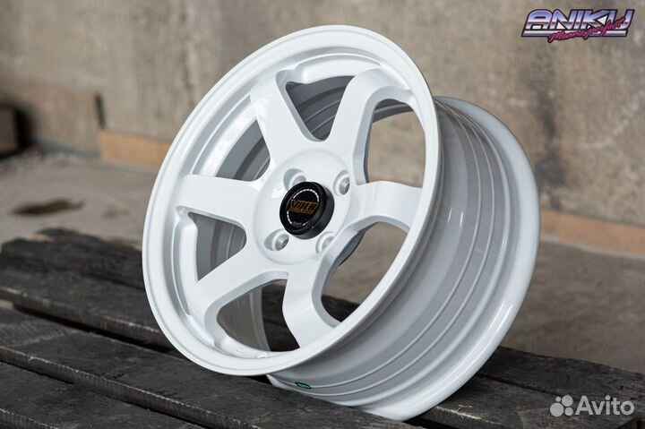 Реплика Volk Racing TE37 SL R15 7j ET30 (D156)