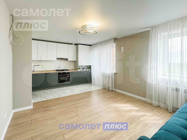 2-к. квартира, 64 м², 8/16 эт.