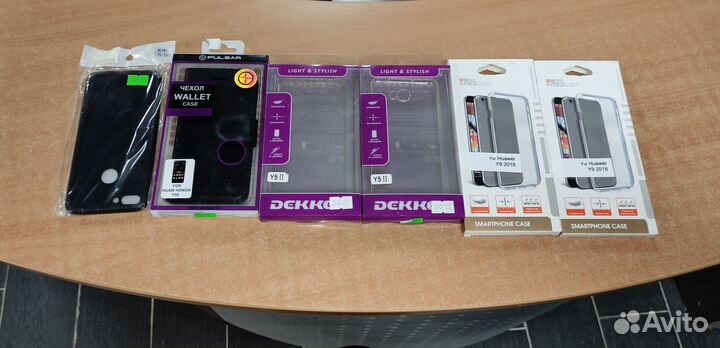 Чехлы для телефонов Huawei