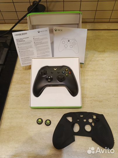 Геймпад на xbox one s