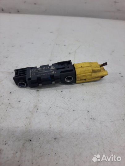 Датчик удара Audi A4 универсал 1.9 2006