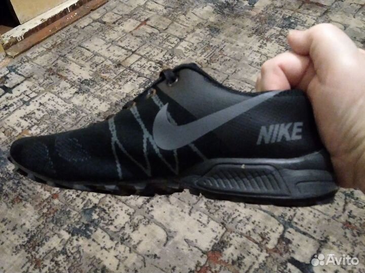 Кроссовки мужские спортивные