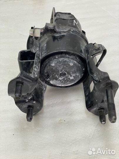 Подушка двигателя задняя правая Toyota Camry