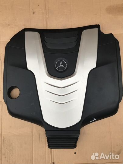 Mercedes 350cdi A6420108309 декоративная крышка
