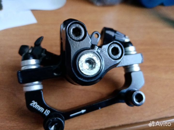 Механический тормозной калипер задний