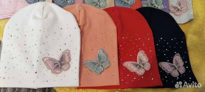 Шапка для девочки новая