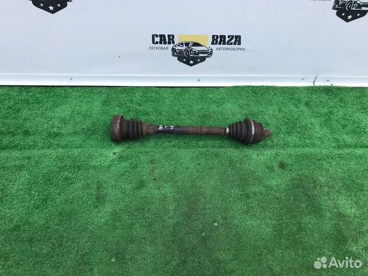 Полуось (привод) передний левый (L) Audi 80