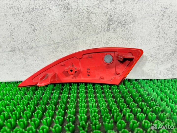 Катафот бампера задний правый Lexus RX 4 рест