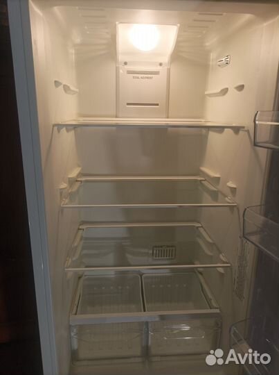 Холодильник бу indesit