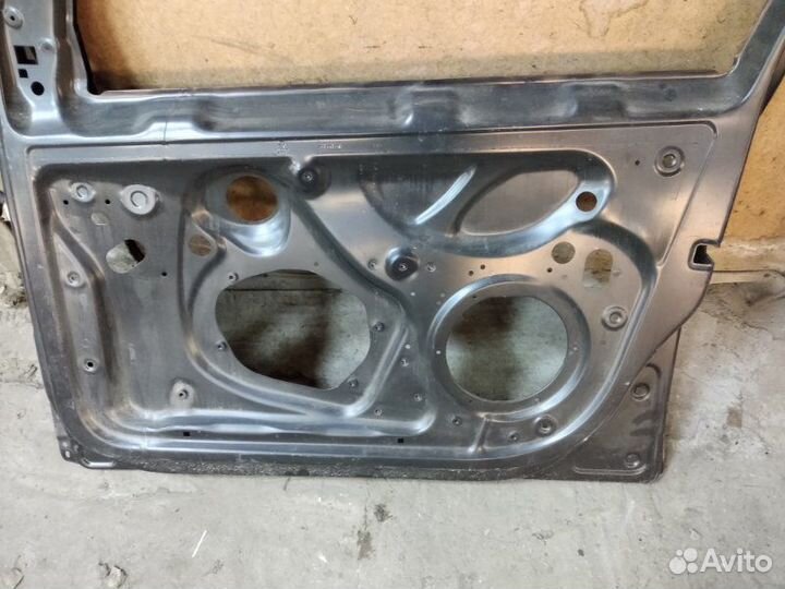 Каркас двери рамка основа передний правый
