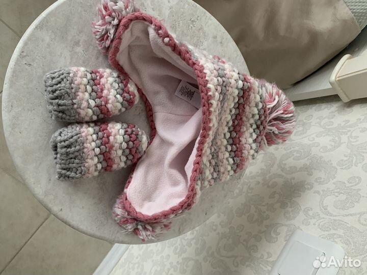 Шапка и пинетки next