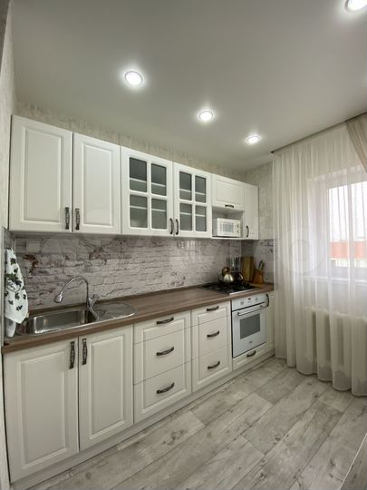 4-к. квартира, 88 м², 5/5 эт.