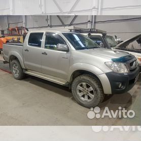 Toyota Hilux 3.0 AT, 2010, 211 579 км