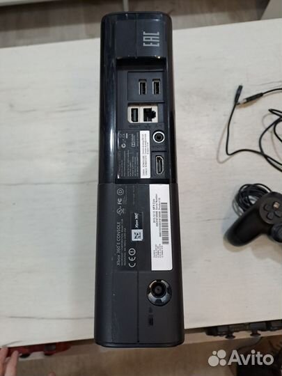 X-Box 360E 250gb + 26 игр