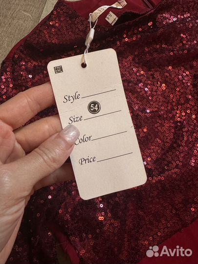 Платье красное новое 52-54