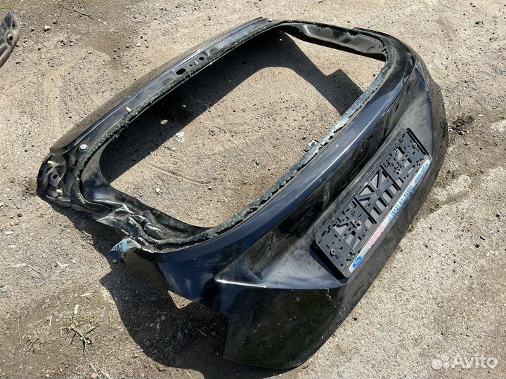 Крышка багажника Ford Focus 3