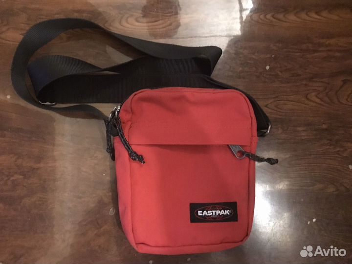 Сумка мессенджер eastpak