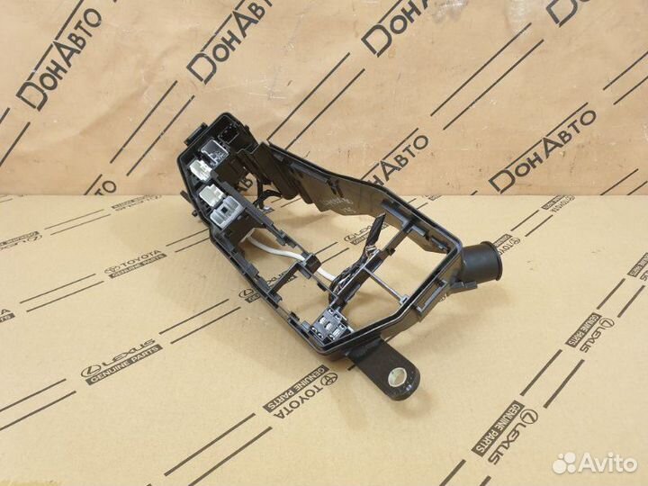 Блок предохранителей Toyota Camry V75