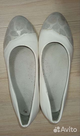 Большой пакет обуви на девочку 35/36/37размер