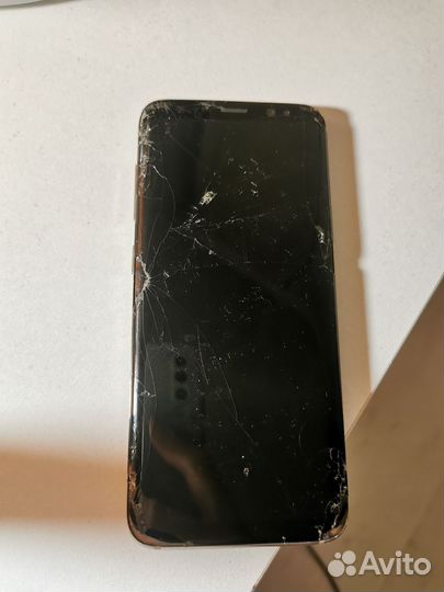 Samsung Galaxy S8, 4/64 ГБ
