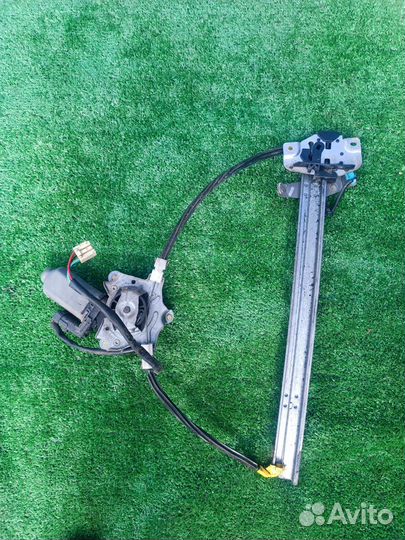 Стеклоподъёмник передний левый Мазда 323 BJ