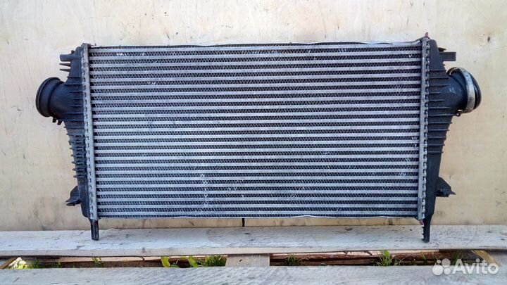 Интеркулер 1.6 2.0 dt на Опель Инсигния