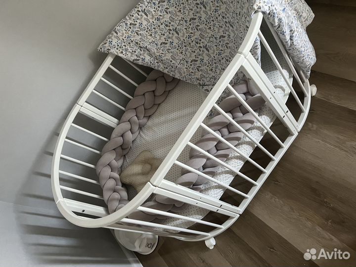 Кроватка трансформер круглая с маятником