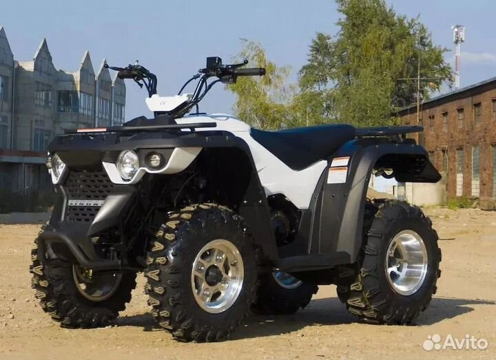 Бензиновый квадроцикл Linhai-Yamaha M200