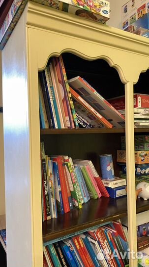 Стеллаж книжный Drexel Heritage деревянный