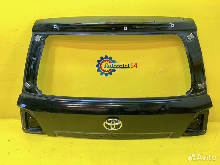 Коышка багажника toyota land cruiser 200