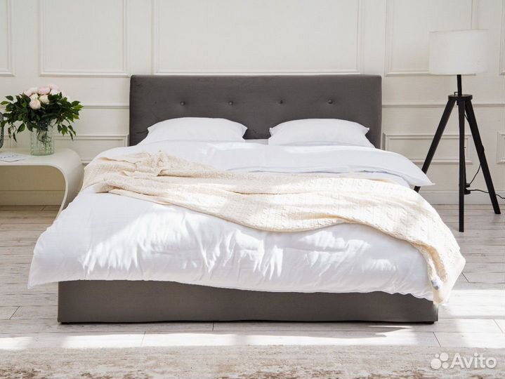 Kровать двуспальная, в наличии