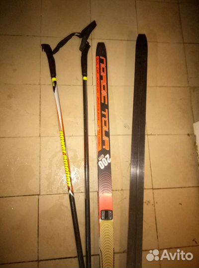 Беговые лыжи