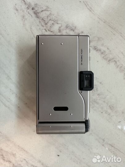 Leica Minilux Summarit 40mm f/2.4