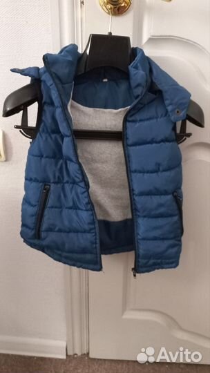 Жилетка безрукавка детская 98