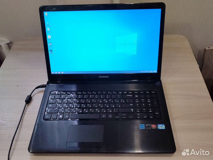 17.3 Samsung NP350E7C