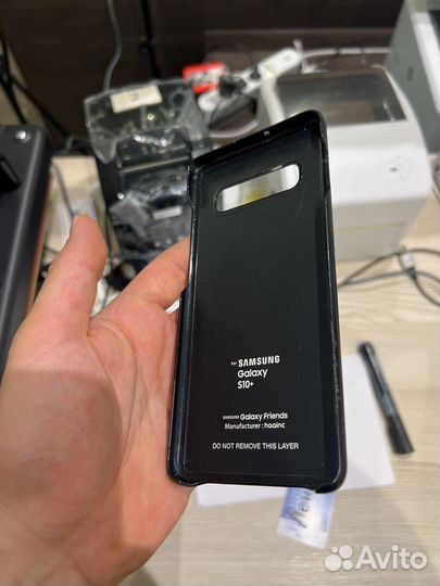 Оригинальный чехол samsung s10+