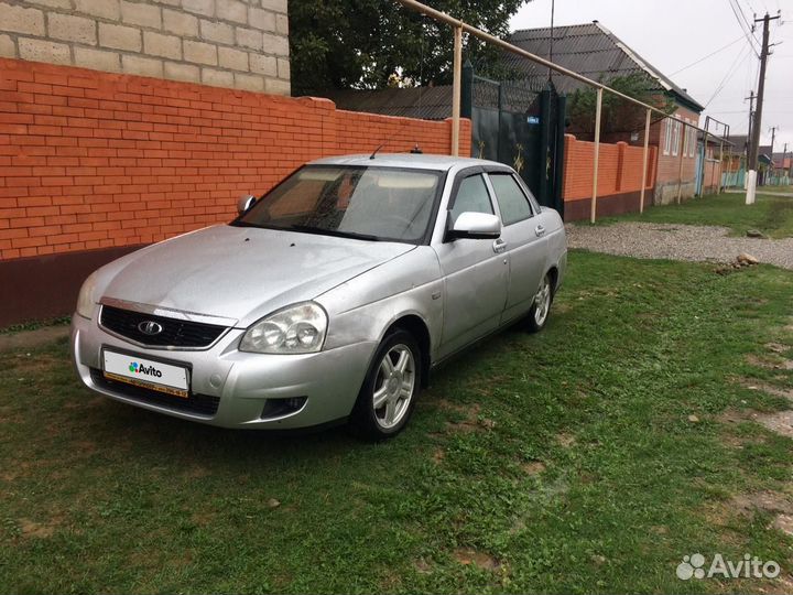 LADA Priora 1.6 МТ, 2010, битый, 387 690 км