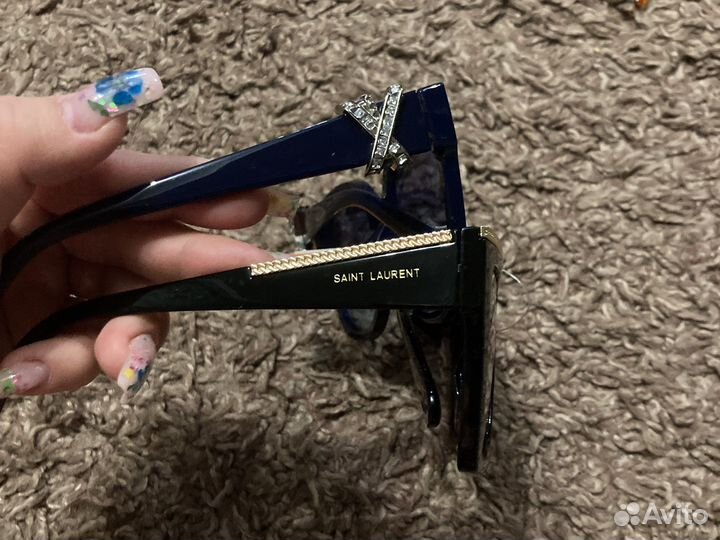 Солнцезащитные очки