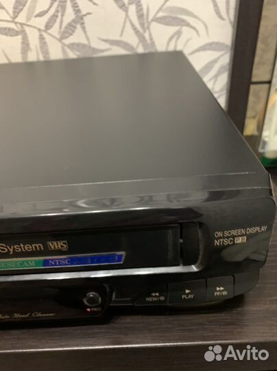 Видеомагнитофон