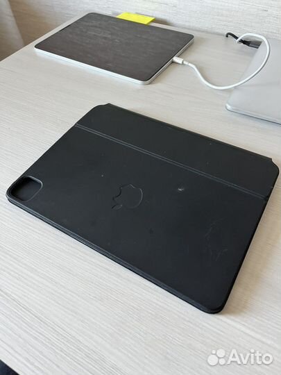 Apple magic keyboard для iPad 11