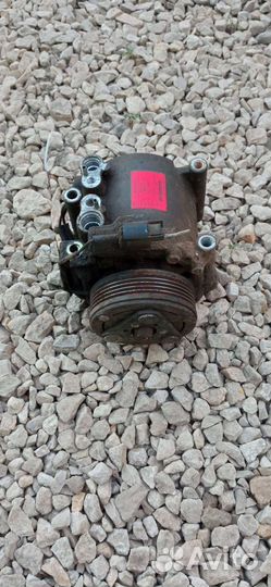 Компрессор кондиционера mitsubishi