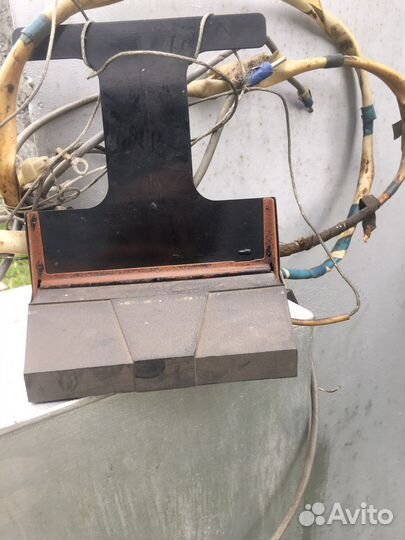 Антенна активная автомобилтная