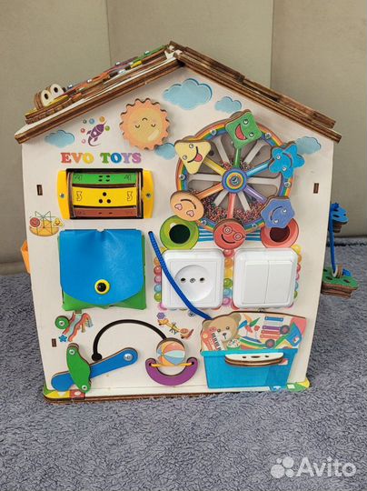 Бизиборд домик бу