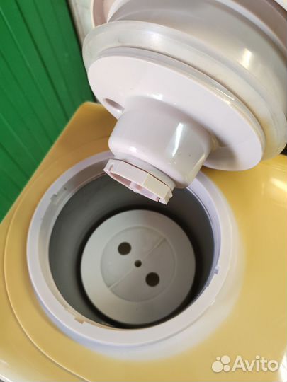 Кулер для воды, диспенсер для воды