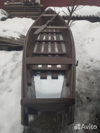 Лодка новая, после постройки не использовалась